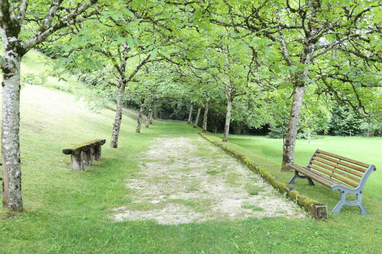 Le Domaine De Merlande -Demeure De Charme Avec Piscine La Lande (Dordogne) Exterior photo